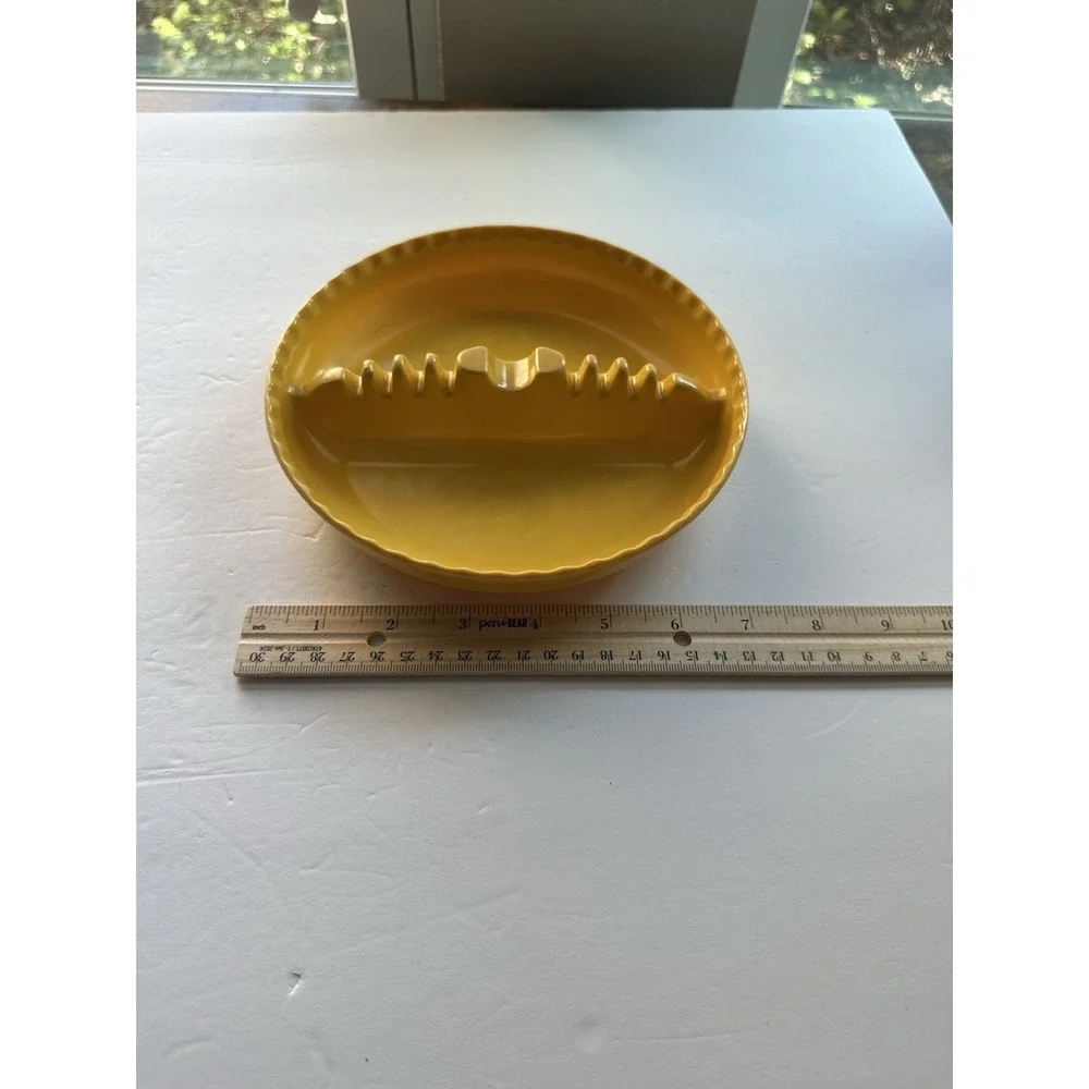 Vintage 1970's Yellow Melamine Ashtray Dale Chemical Co. Irwin Willert